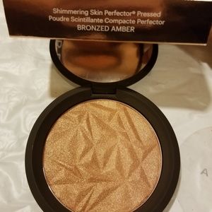 Bronzed Amber by Becca Cosmetics